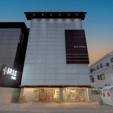 Iris Park Hotel New Delhi Extérieur photo