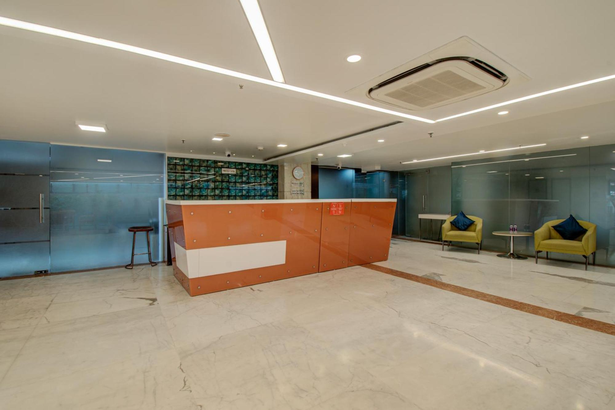 Iris Park Hotel New Delhi Extérieur photo