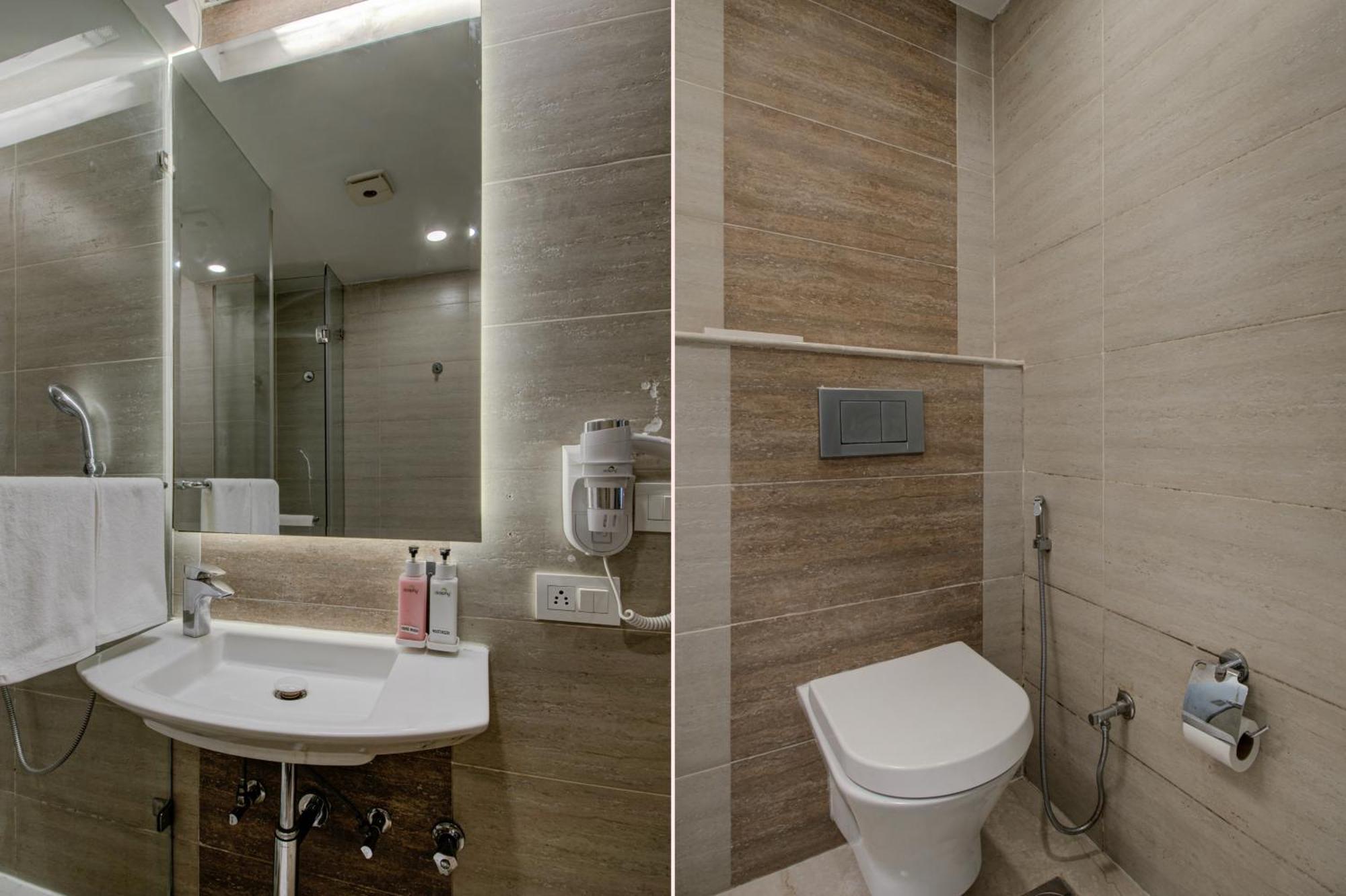 Iris Park Hotel New Delhi Extérieur photo
